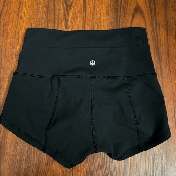 lululemon athletica Black High-Waisted Women’s Shorts size 6 - Picture 7 of 8